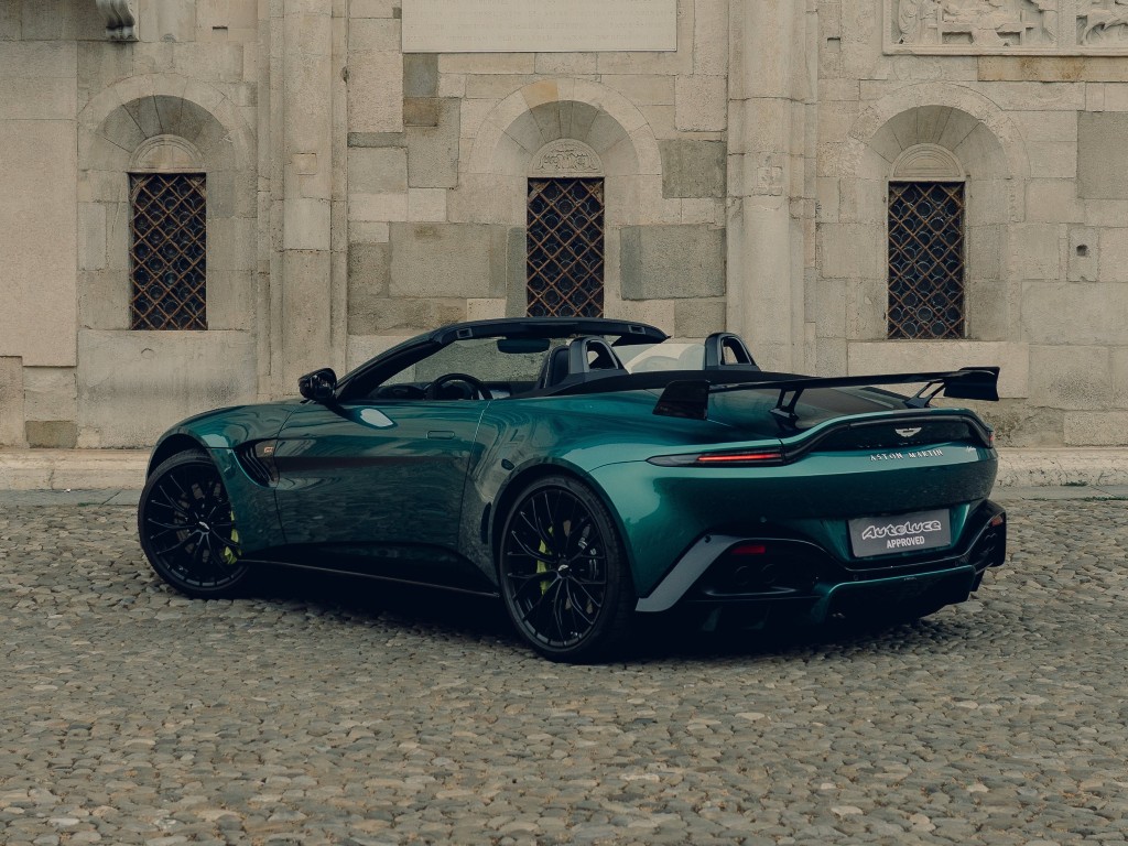 Aston Martin Vantage Roadster F1 Edition (Automático)